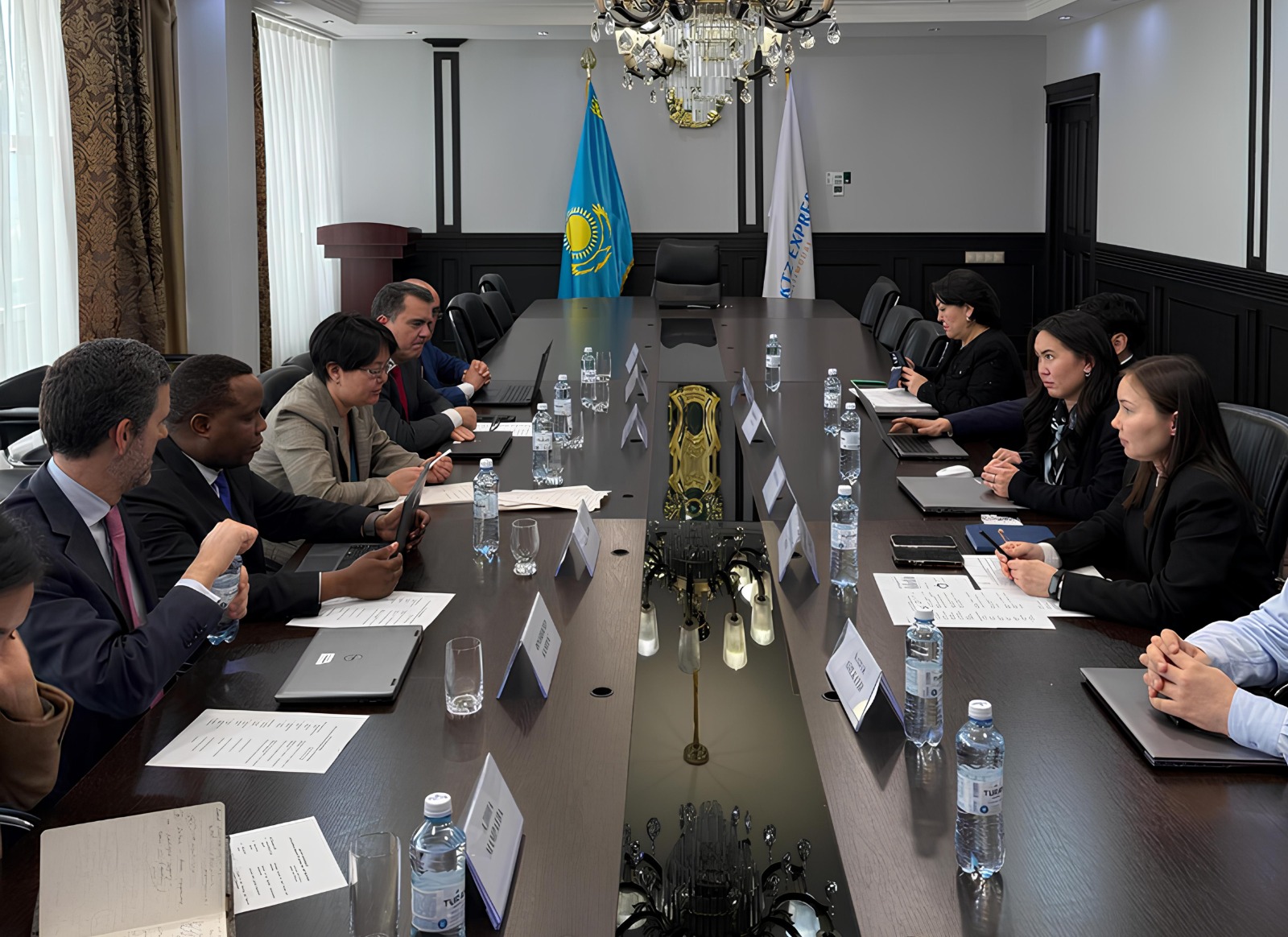 KTZ Express , WB explore bold solutions to boost Kazakhstan’s logistics network