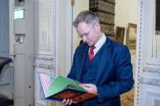 Путешествие котов в Баку в поисках волшебного ковра - представлен проект Екатерины Соколовой-Зызак (ФОТО)