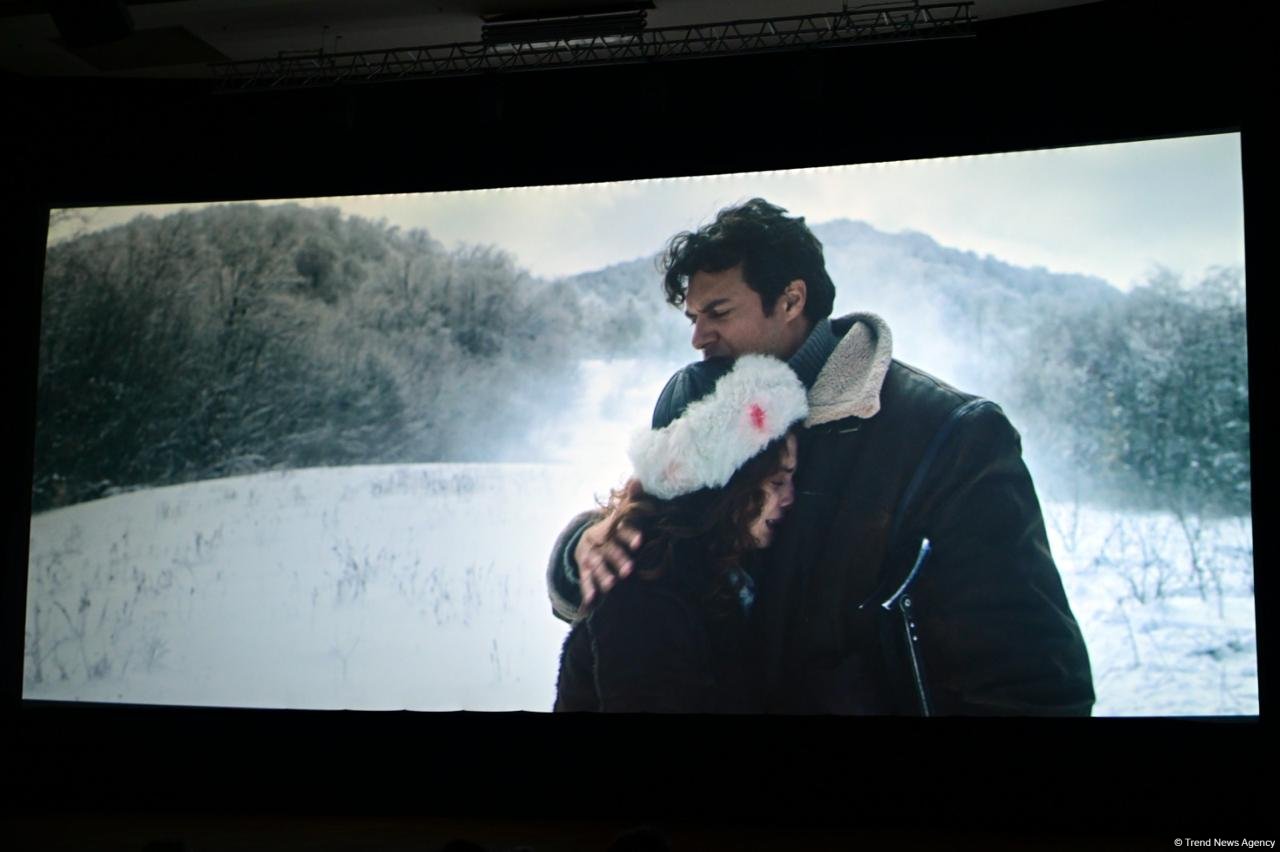 В Баку состоялась торжественная премьера художественного фильма "Doğma torpaq" о Карабахской войне (ФОТО)