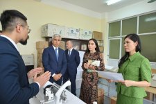 Вице-президент Фонда Гейдара Алиева Лейла Алиева в Ханое побывала в школе для лиц с нарушением зрения (ФОТО)