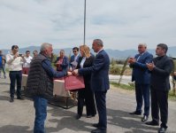 Семьям, переселившимся в село Баллыджа, вручены ключи от новых квартир (ФОТО)