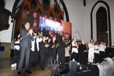 В Баку состоялась премьера рок-оперы "Варавва", посвященной Пасхе (ВИДЕО, ФОТО)