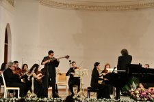 Юные звёзды на большой сцене Азербайджанской государственной филармонии (ФОТО)