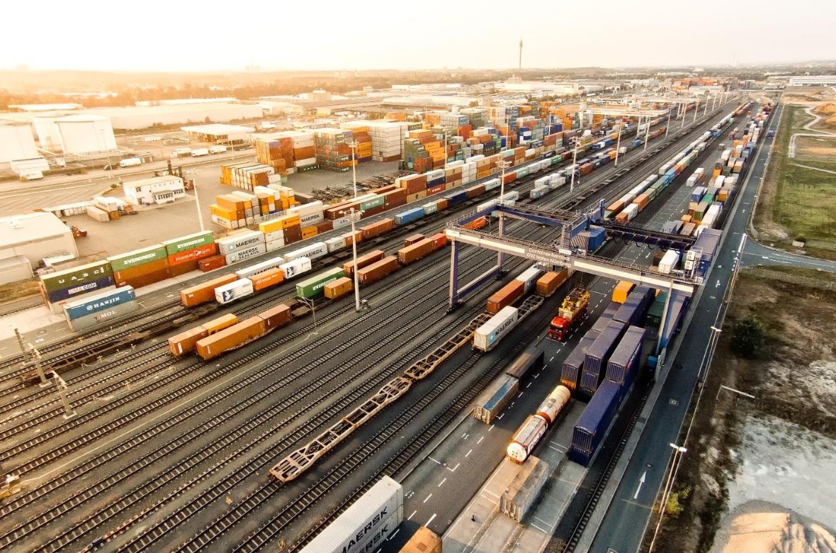 Moody’s talks on Middle Corridor’s benefits for corporate sector