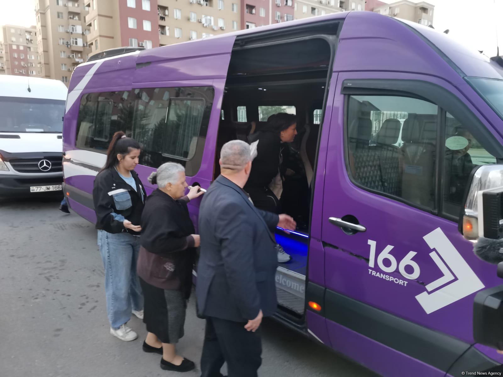 В села Сарыджалы и Баллыджа возвращаются очередные группы бывших вынужденных переселенцев (ФОТО/ВИДЕО)