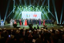 Торжество культуры Азербайджана в Кыргызстане: грандиозный гала-концерт, экспозиция работ эпохи Каджаров (ФОТО)