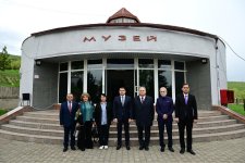 Торжество культуры Азербайджана в Кыргызстане: грандиозный гала-концерт, экспозиция работ эпохи Каджаров (ФОТО)