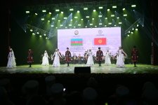 Торжество культуры Азербайджана в Кыргызстане: грандиозный гала-концерт, экспозиция работ эпохи Каджаров (ФОТО)