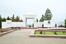 Торжество культуры Азербайджана в Кыргызстане: грандиозный гала-концерт, экспозиция работ эпохи Каджаров (ФОТО)