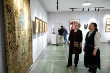 Торжество культуры Азербайджана в Кыргызстане: грандиозный гала-концерт, экспозиция работ эпохи Каджаров (ФОТО)