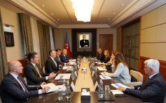 Обсуждены перспективы развития сотрудничества между Азербайджаном и АБР (ФОТО)