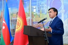 В Кыргызстане с большим успехом проходят Дни культуры Азербайджана – литература, искусство (ФОТО)