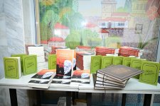 В Кыргызстане с большим успехом проходят Дни культуры Азербайджана – литература, искусство (ФОТО)