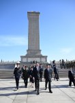 Президент Ильхам Алиев посетил Памятник народным героям в Пекине (ФОТО/ВИДЕО)