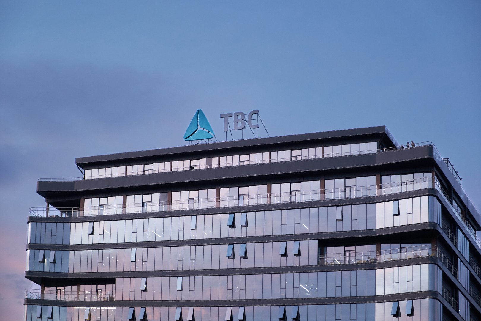 TBC Uzbekistan’s flagship debit card hits half million users