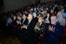 В Бишкеке состоялся праздничный вечер классического искусства Азербайджана (ФОТО)