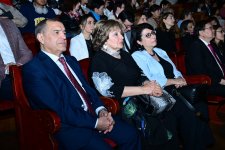 В Бишкеке состоялся праздничный вечер классического искусства Азербайджана (ФОТО)