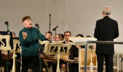 Музыкальное путешествие в прошлое  - юбилей Азербайджанского государственного оркестра народных инструментов (ФОТО)