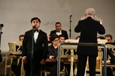 Музыкальное путешествие в прошлое  - юбилей Азербайджанского государственного оркестра народных инструментов (ФОТО)