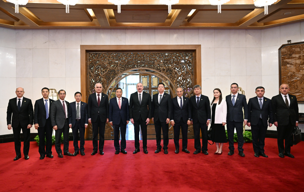 Президент Ильхам Алиев встретился в Пекине с председателем компании China Energy Engineering Corporation Limited (ФОТО/ВИДЕО)