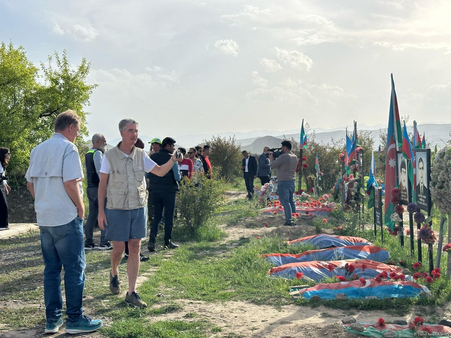 Завершилась поездка в Агдам делегации  клуба путешественников NomadMania (ФОТО)