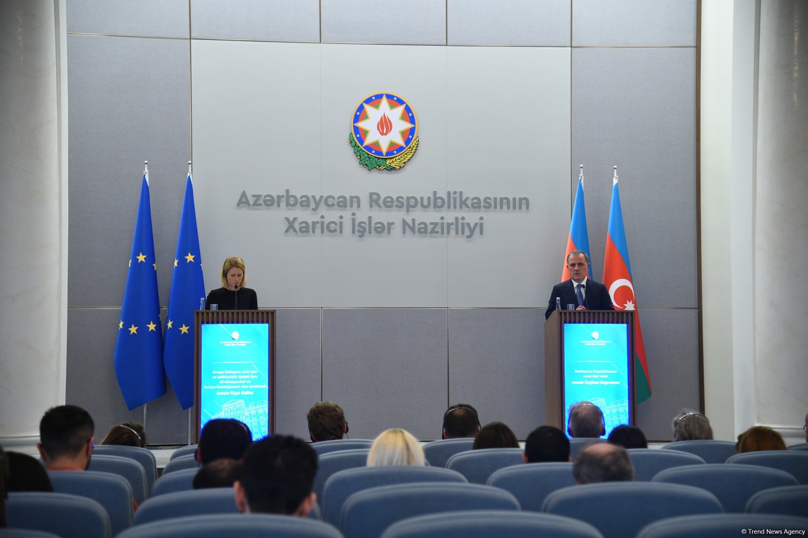 Ожидаем, что власти Армении и Франции отреагируют на сжигание флагов Азербайджана и Турции - МИД