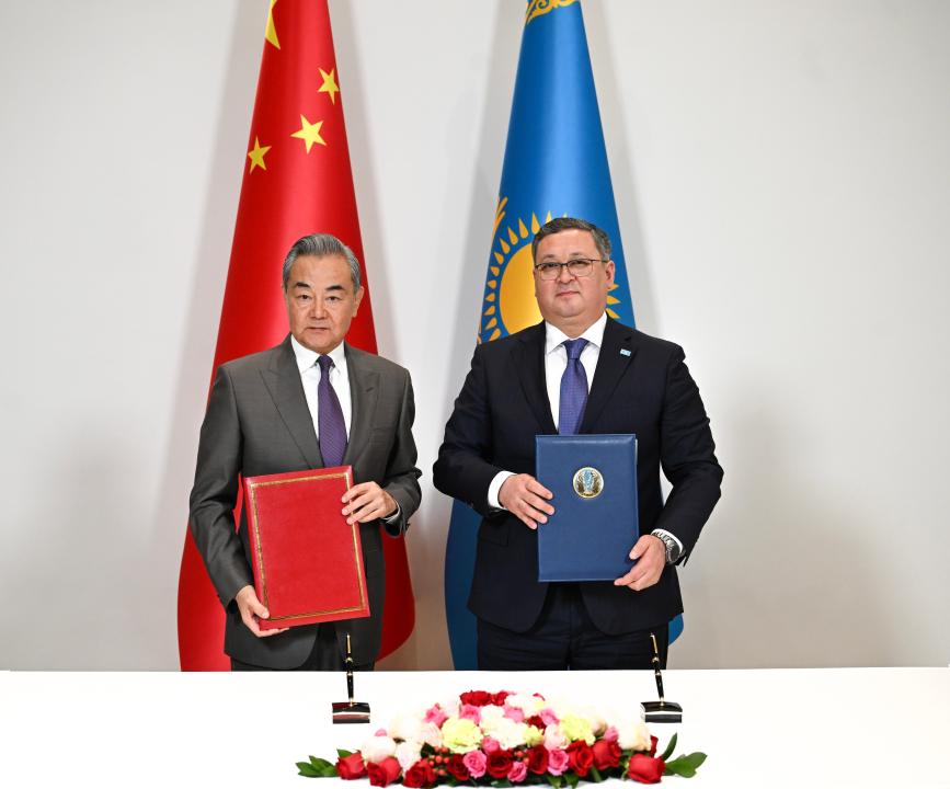 Kazakhstan, China ink major trade co-op agreement for 2026-2028