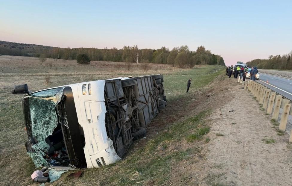 В результате ДТП с участием автобуса в России пострадали 35 человек