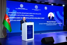 В Баку состоялась конференция на тему "Влияние цифровизации и искусственного интеллекта на рабочие места" (ФОТО)