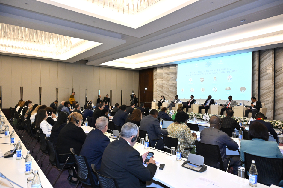 Azerbaijan's Baku int'l forum hosts panel on Global South's path to sovereignty (PHOTO)