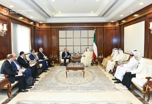 Azerbaijani, Kuwaiti foreign ministers brainstorm interstate collaboration