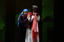 В Баку состоялась премьера спектакля "Минувшие дни" по произведению узбекского классика Абдуллы Кадыри (ФОТО)