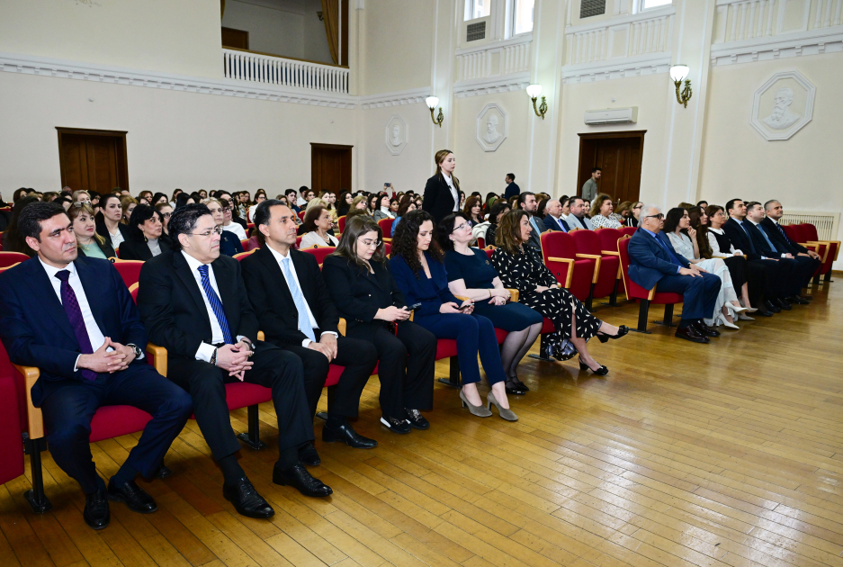 Вице-президент Фонда Гейдара Лейла Алиева приcутствовала на концерте студентов и молодежи в Бакинской музыкальной академии (ФОТО)