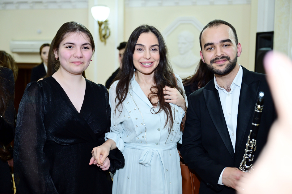 Вице-президент Фонда Гейдара Лейла Алиева приcутствовала на концерте студентов и молодежи в Бакинской музыкальной академии (ФОТО)