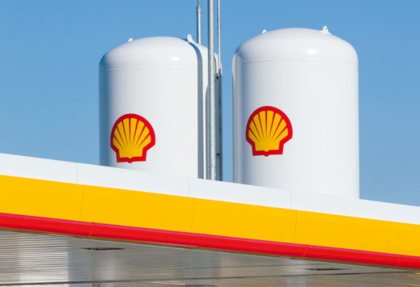 Shell forecasts stable LNG volumes, lower trading earnings in Q2