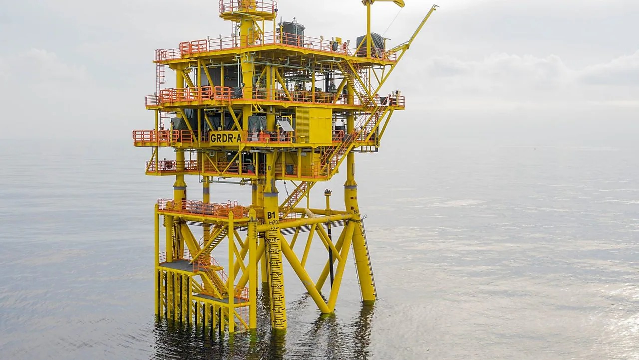 Upstream spending to drop in 2025 amid shale slowdown - IEA
