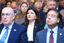 В Баку прошла панельная дискуссия "Единство в языке, мысли, деле: будущее тюркского мира" (ФОТО)