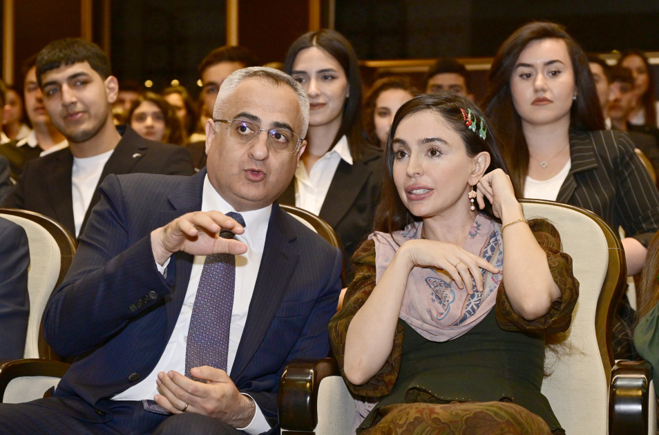 Вице-президент Фонда Гейдара Алиева Лейла Алиева и руководитель Баку Медиа Центра Арзу Алиева посетили Нахчыван (ФОТО)