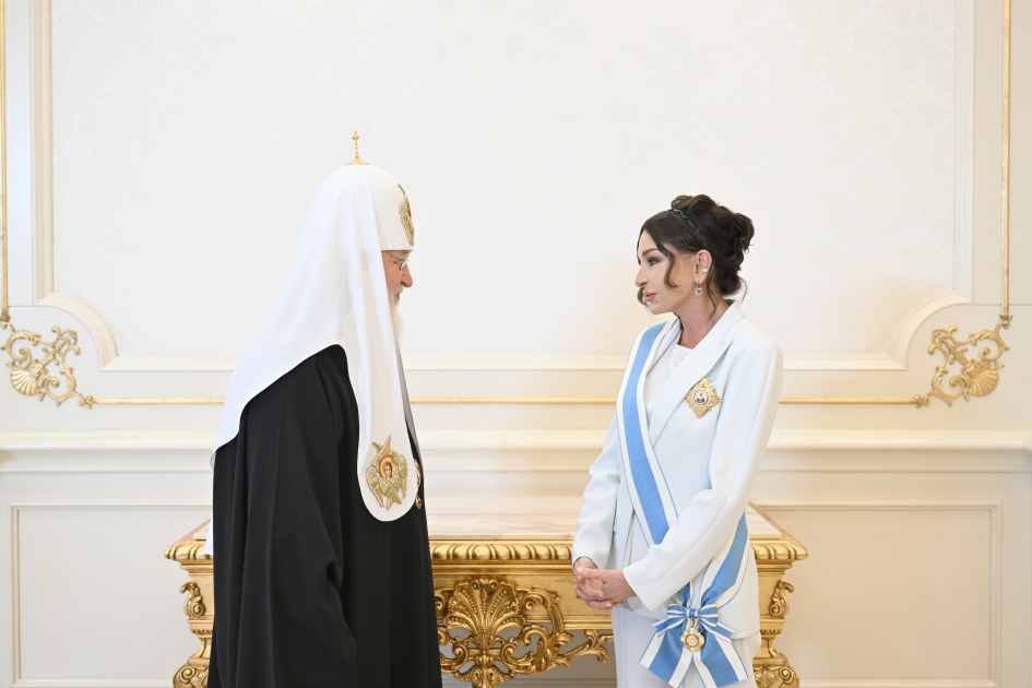 Президент Азербайджана Ильхам Алиев и Первая леди Мехрибан Алиева встретились с Патриархом Московским и всея Руси Кириллом (ФОТО/ВИДЕО)