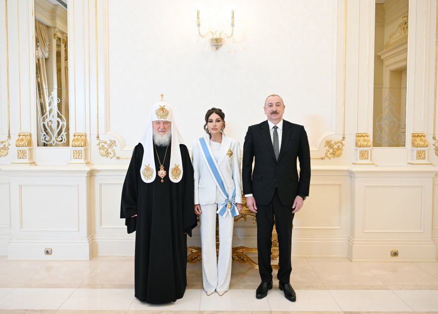 Президент Азербайджана Ильхам Алиев и Первая леди Мехрибан Алиева встретились с Патриархом Московским и всея Руси Кириллом (ФОТО/ВИДЕО)