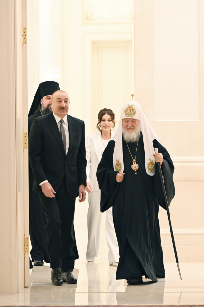 Президент Азербайджана Ильхам Алиев и Первая леди Мехрибан Алиева встретились с Патриархом Московским и всея Руси Кириллом (ФОТО/ВИДЕО)