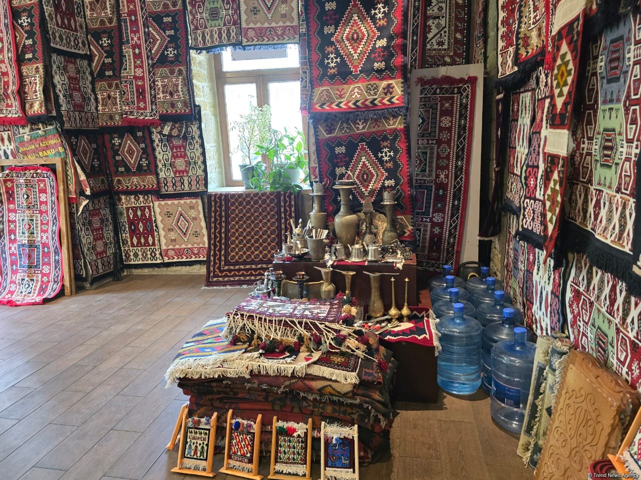В старинной части Баку открылся Международный фестиваль ковра – путешествие в мир сказки (РЕПОРТАЖ, ФОТО)