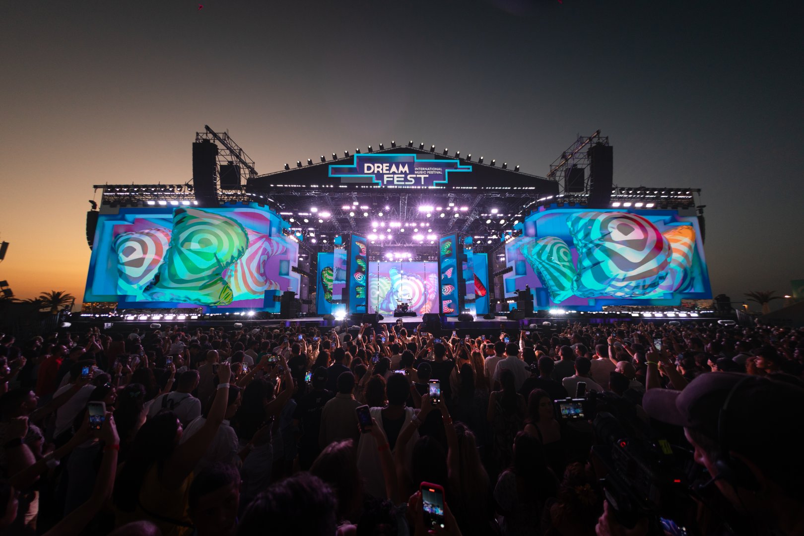 Представлена программа Международного музыкального фестиваля Dream Fest 2025 в Баку (ФОТО)