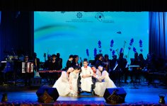 Вице-президент Фонда Гейдара Алиева Лейла Алиева и руководитель Баку Медиа Центра Арзу Алиева ознакомились с творческим процессом людей, принадлежащих к уязвимым группам (ФОТО)