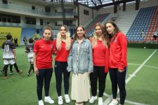 По инициативе вице-президента Фонда Гейдара Алиева Лейлы Алиевой и руководителя Баку Медиа Центра Арзу Алиевой был организован турнир по мини-футболу между командами воспитанников детских домов (ФОТО)