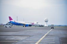 Centrum Air запускает прямые рейсы из Баку в Ташкент (FOTO)