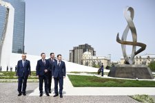 Премьер-министр Республики Беларусь посетил Парк Победы в Баку (ФОТО)