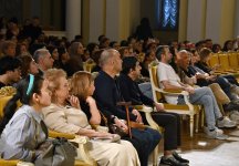 За пределами физического мира! В Баку состоялась мировая премьера "Трансцендентной любви" (ФОТО)