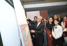В Азербайджанском национальном музее ковра открылась иммерсивная выставка "Рабатское ковровое искусство" (ФОТО)