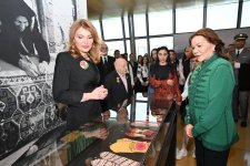 В Азербайджанском национальном музее ковра открылась иммерсивная выставка "Рабатское ковровое искусство" (ФОТО)